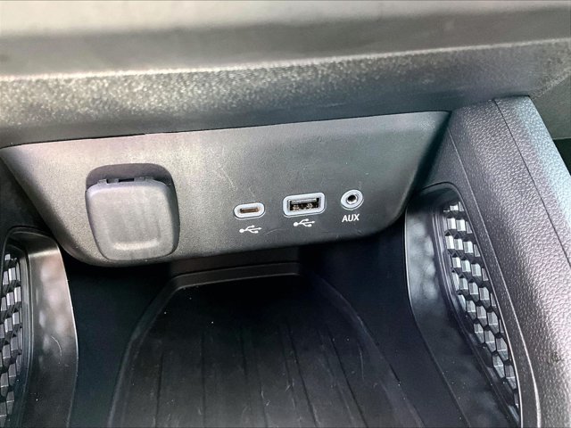 Certified 2023 Chevrolet TrailBlazer RS w/ Sun and Liftgate Package FWD image 25