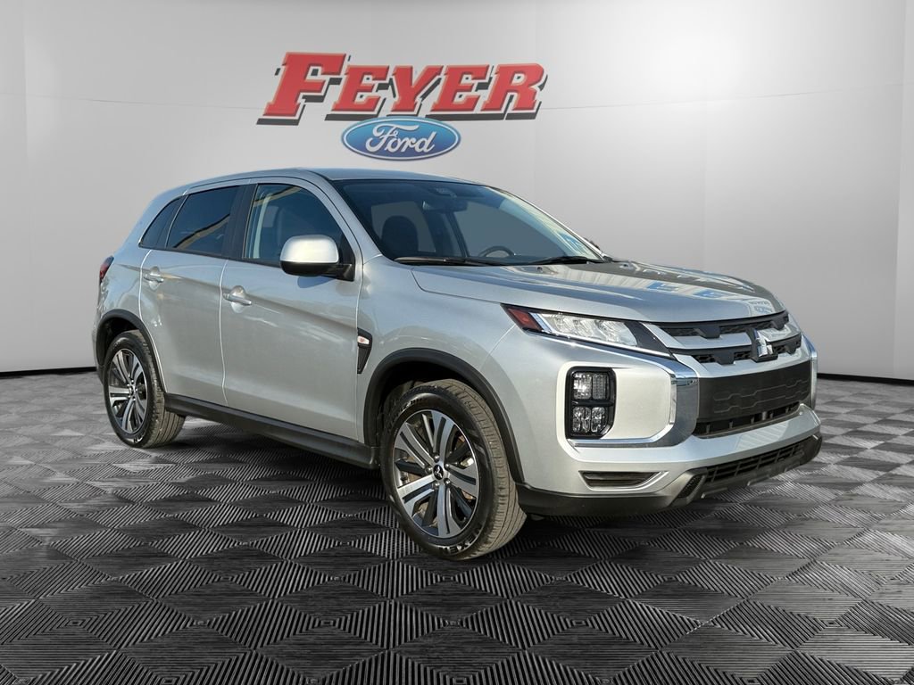 Used 2025 Mitsubishi Outlander Sport ES AWD/4WD image 7