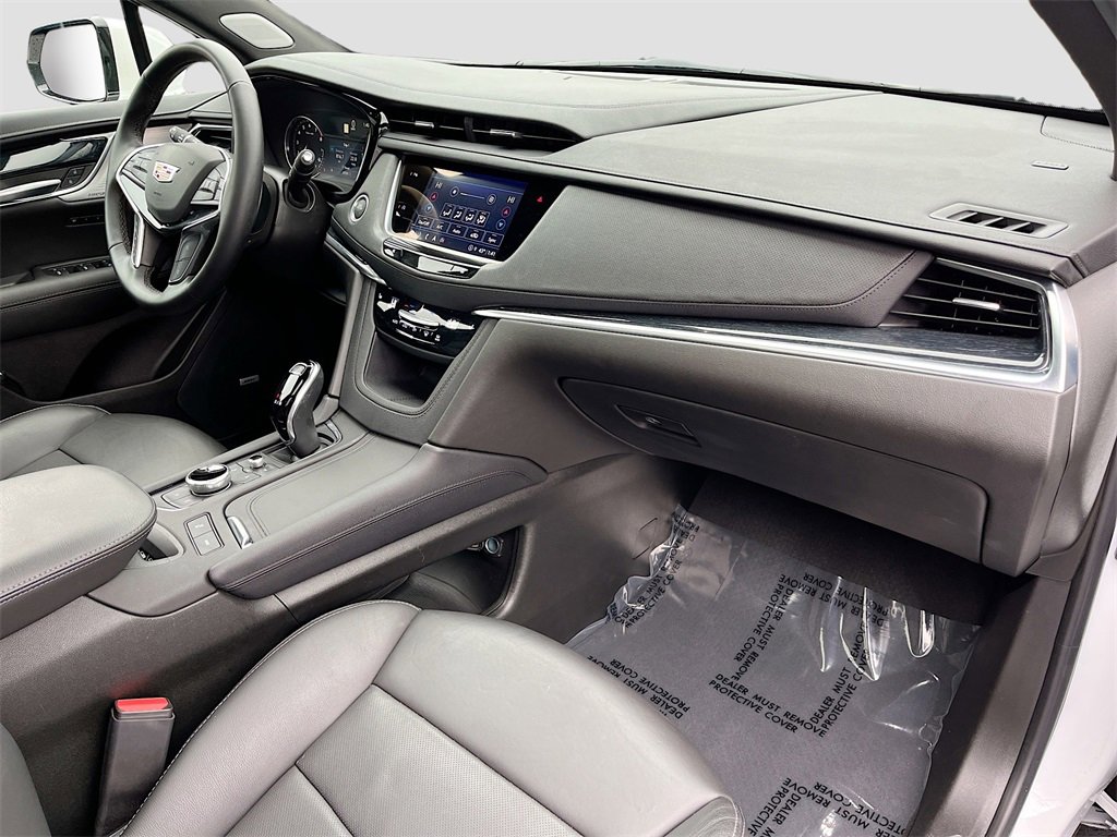 Certified 2025 Cadillac XT5 Premium Luxury image 30