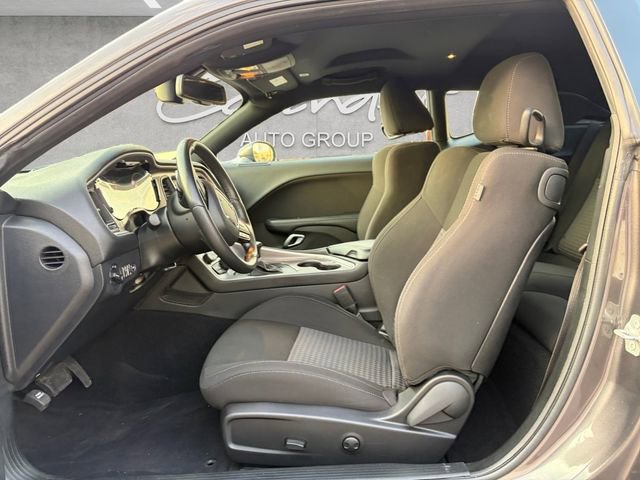 Used 2022 Dodge Challenger R/T w/ Blacktop Package image 19