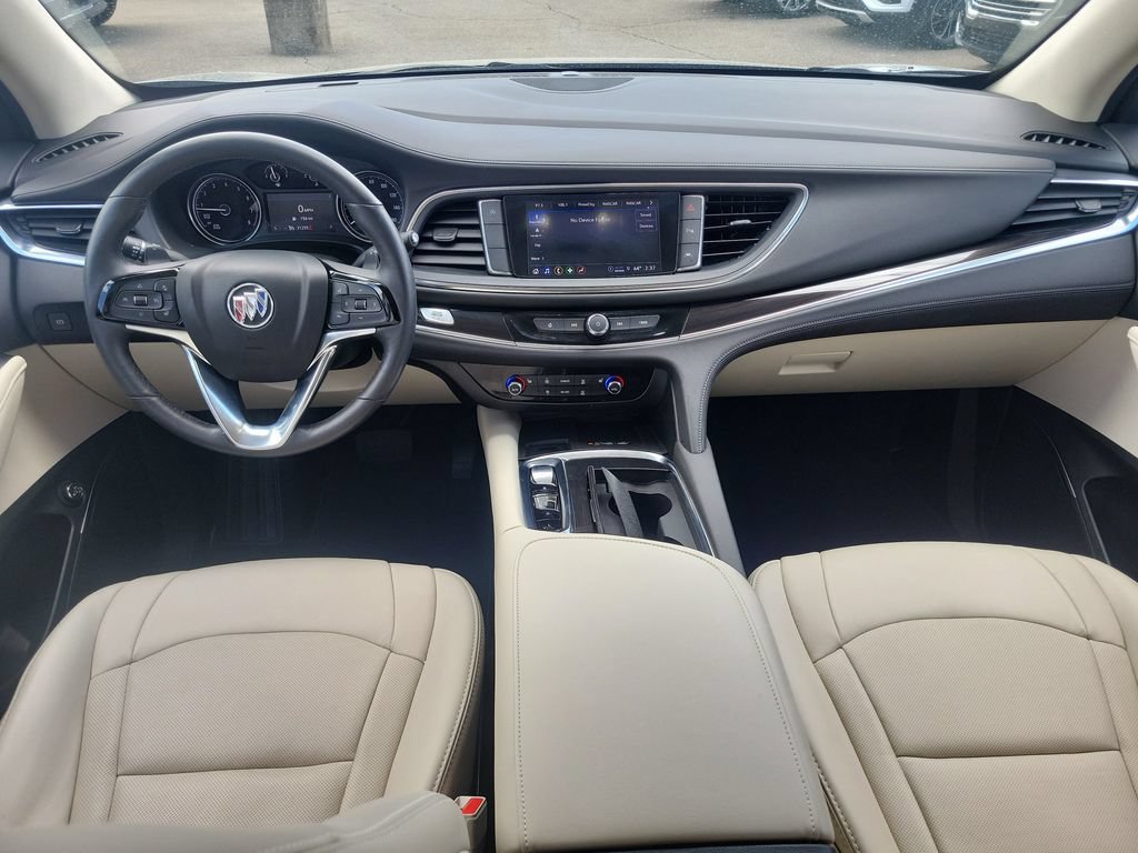 Used 2023 Buick Enclave Essence FWD image 10