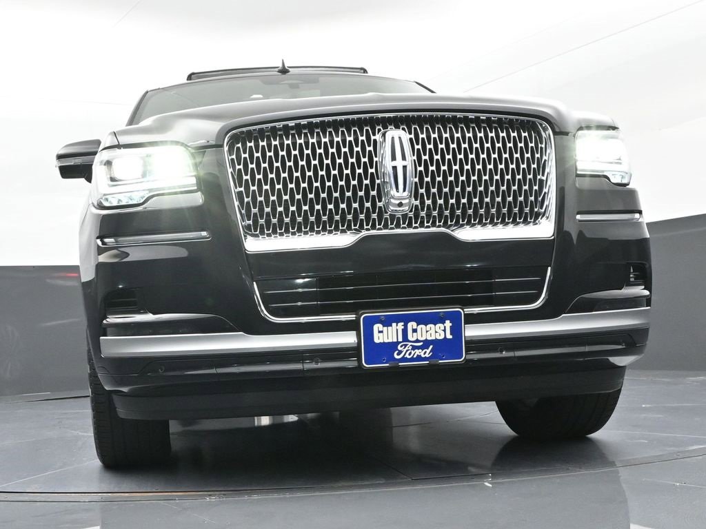 Used 2023 Lincoln Navigator L Reserve image 29