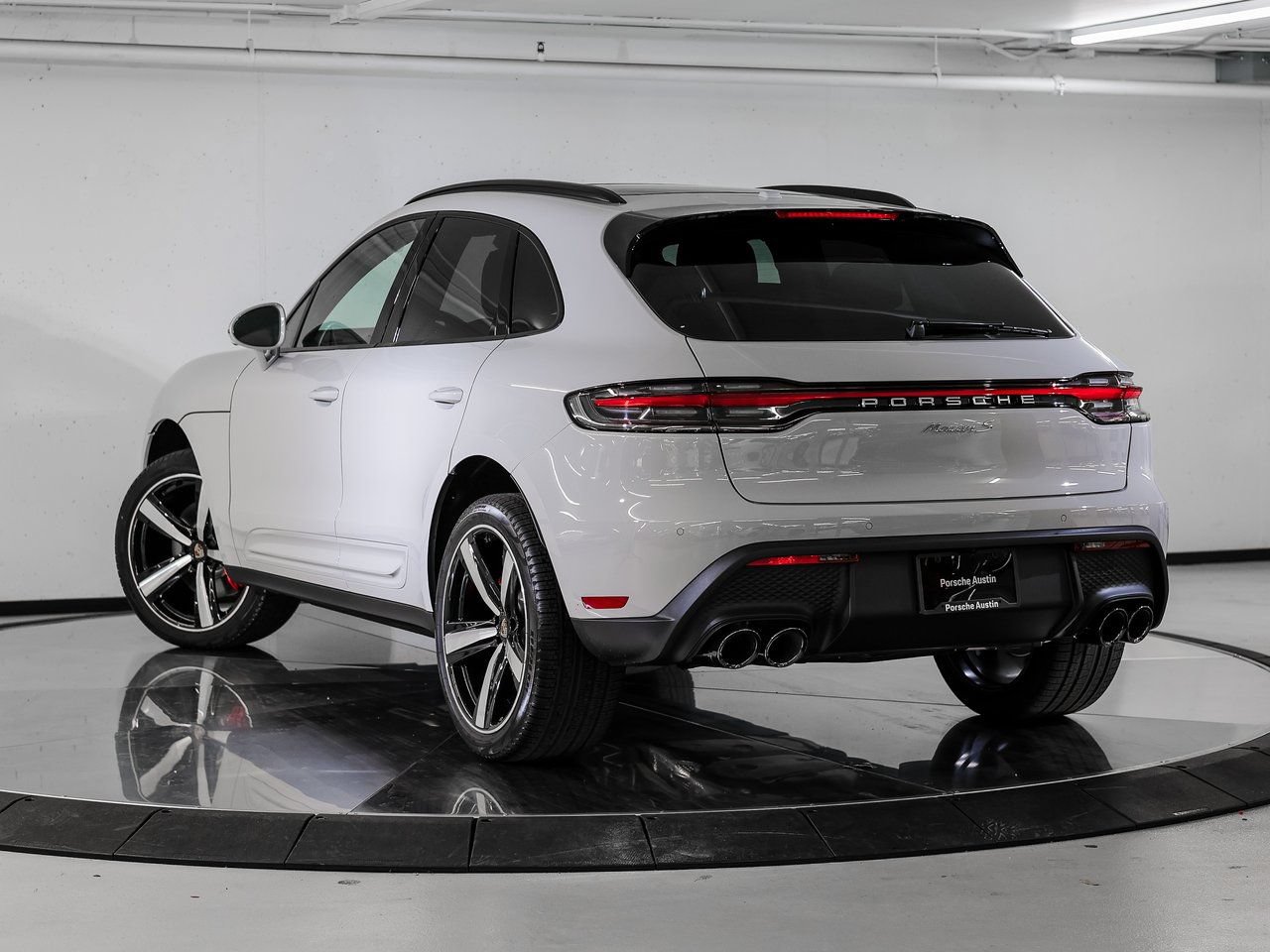 New 2026 Porsche Macan S AWD/4WD image 3