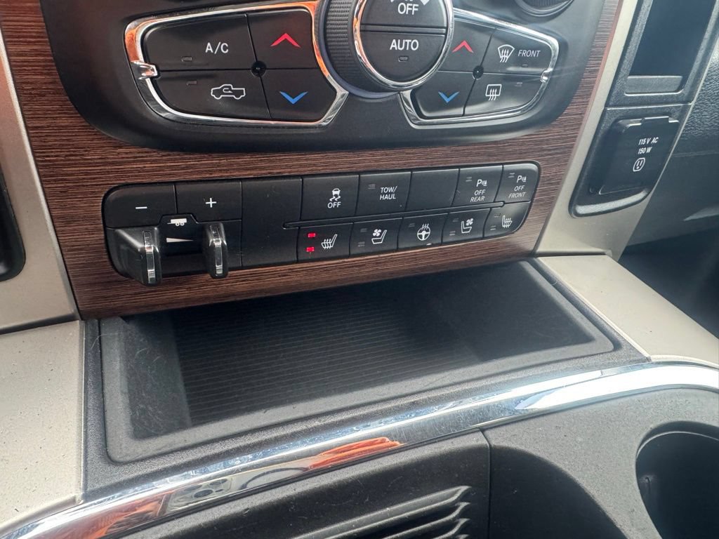 Used 2016 RAM 2500 Laramie w/ Convenience Group AWD/4WD image 39