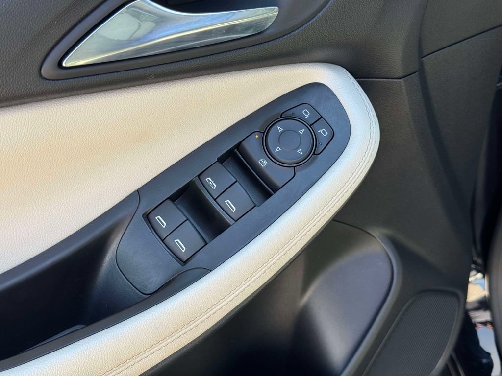 Used 2024 Buick Encore GX Preferred FWD image 20