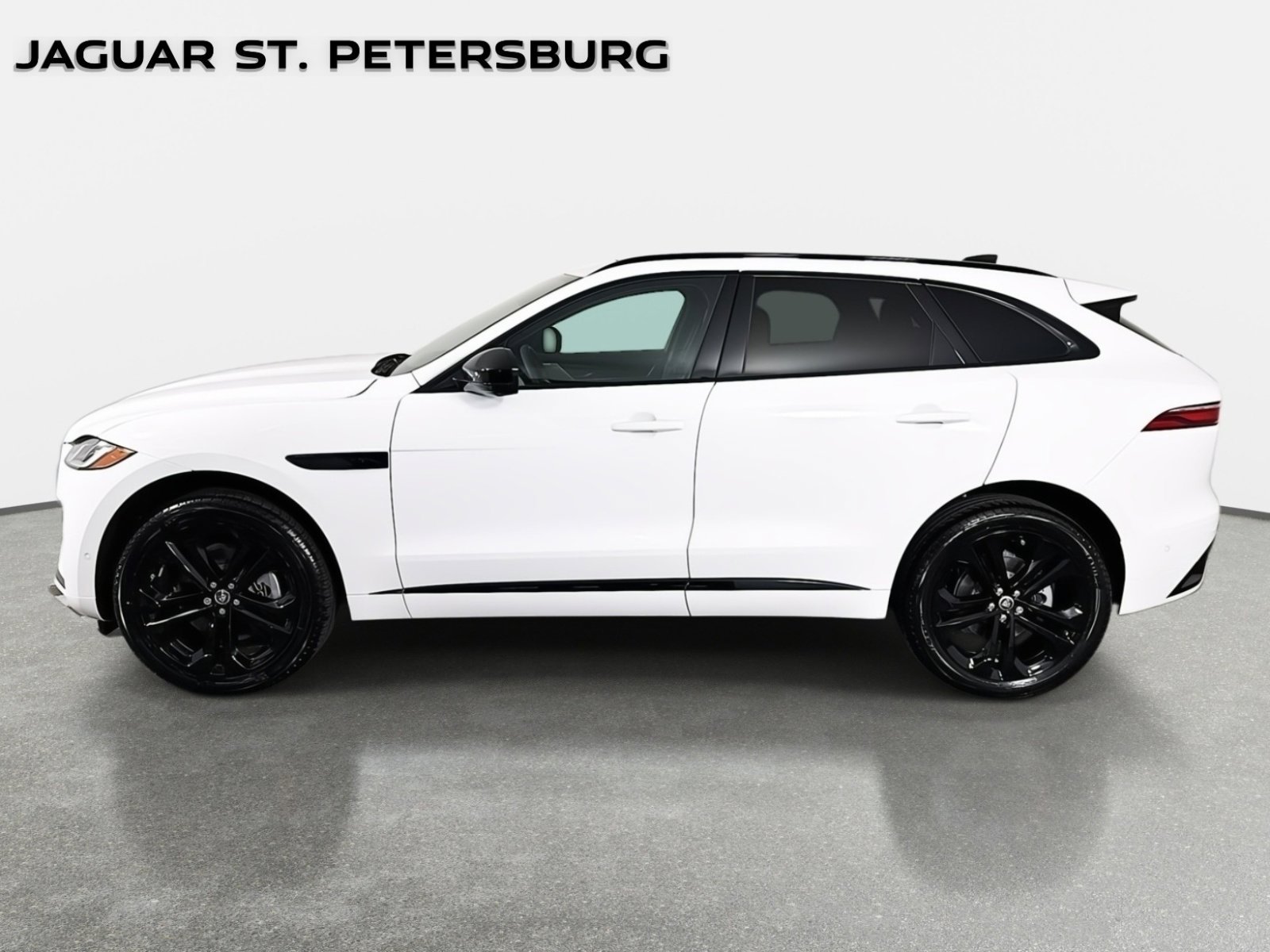 New 2026 Jaguar F-PACE R-Dynamic S AWD/4WD image 8