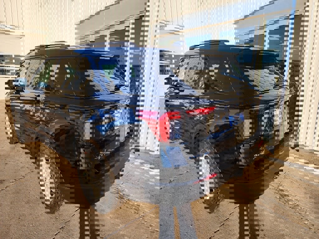 New 2026 Ford Explorer Active image 3