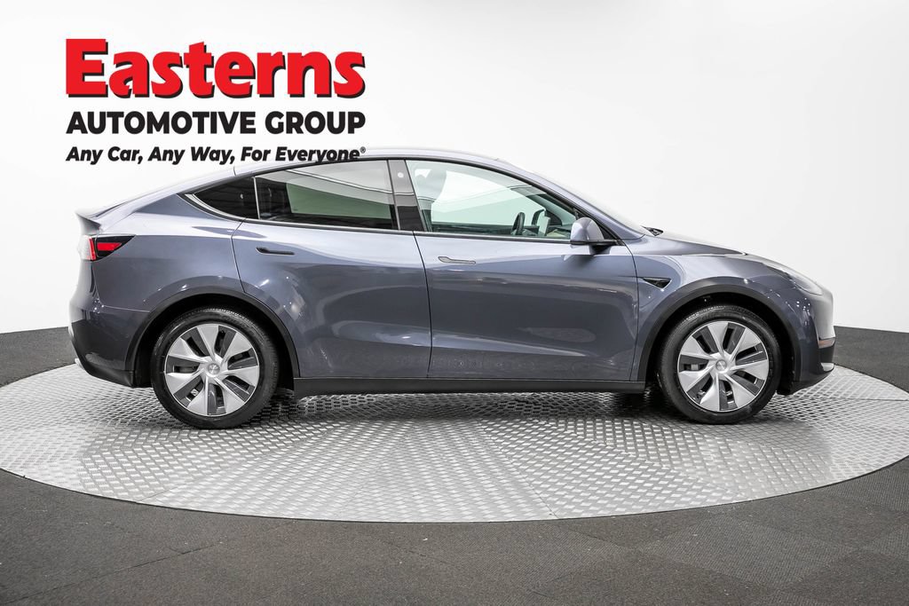 Used 2021 Tesla Model Y Long Range AWD/4WD image 3