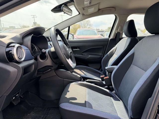 New 2025 Nissan Versa SV w/ Trunk Package FWD image 16