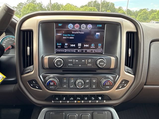 Used 2017 GMC Sierra 2500 Denali w/ Duramax Plus Package AWD/4WD image 20