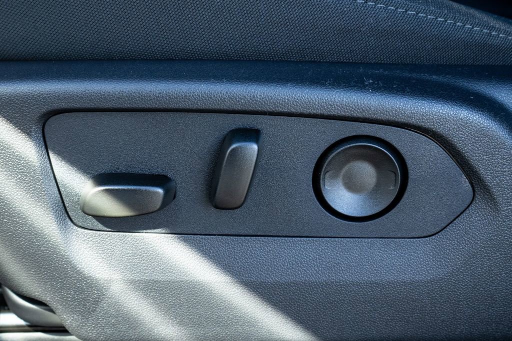 New 2026 Chevrolet Silverado 1500 Custom image 19