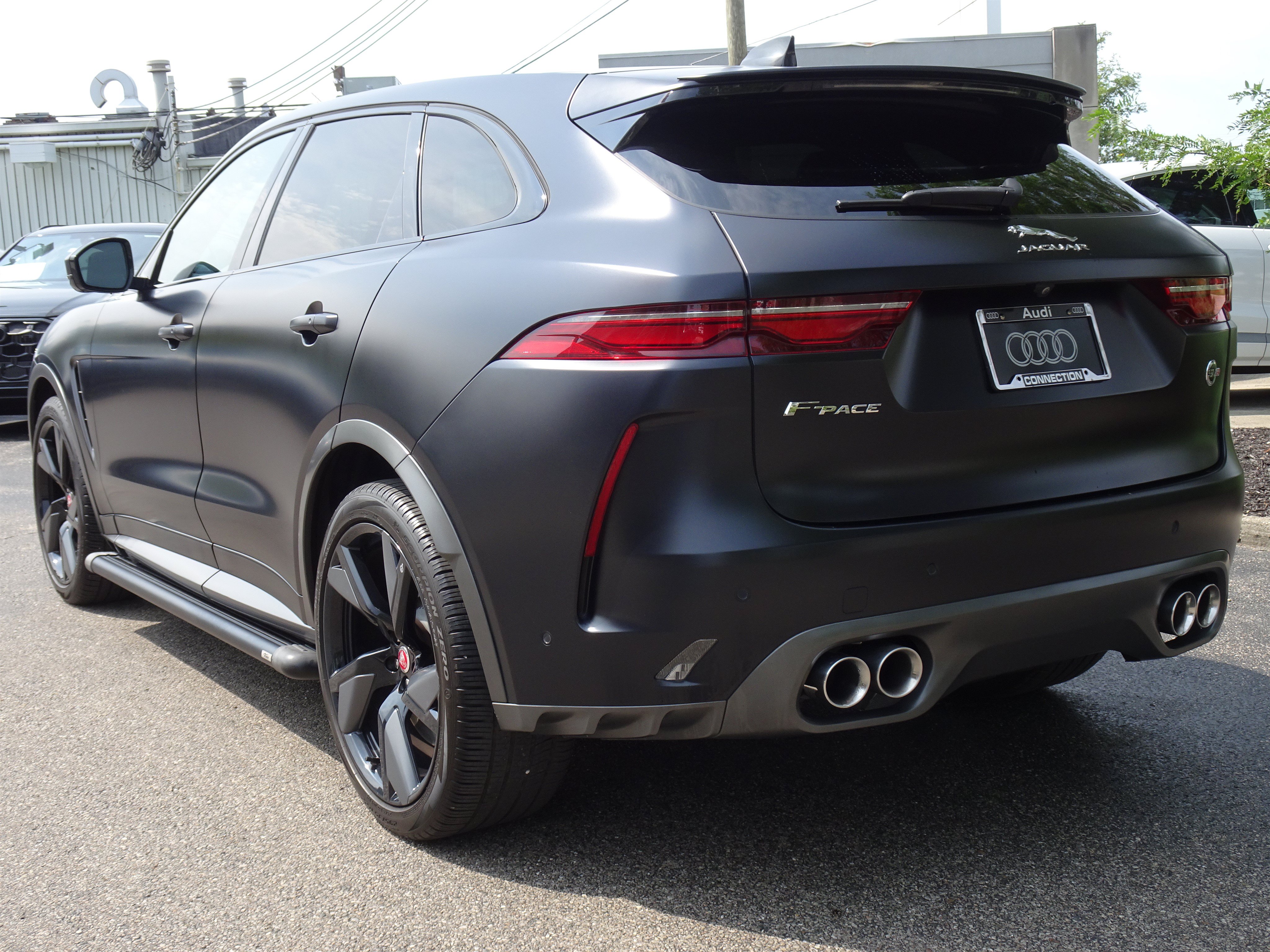 Used 2021 Jaguar F-PACE SVR AWD/4WD image 3