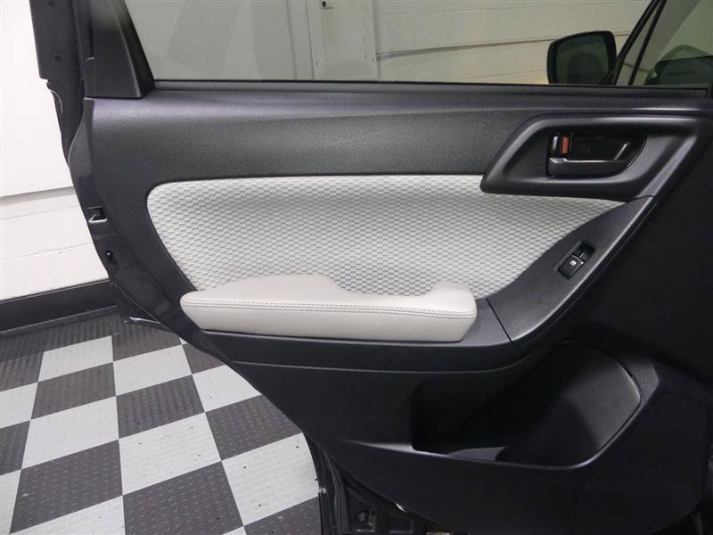 Used 2018 Subaru Forester 2.5i Premium AWD/4WD image 25