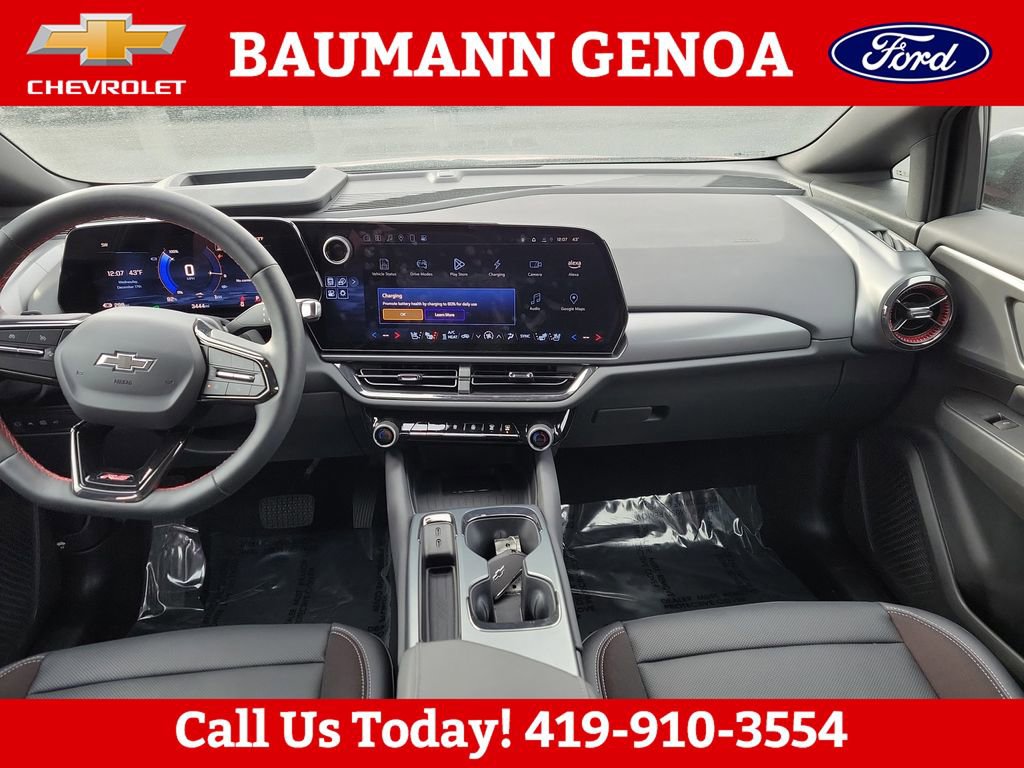 Used 2025 Chevrolet Equinox EV RS w/ Convenience Package II FWD image 17