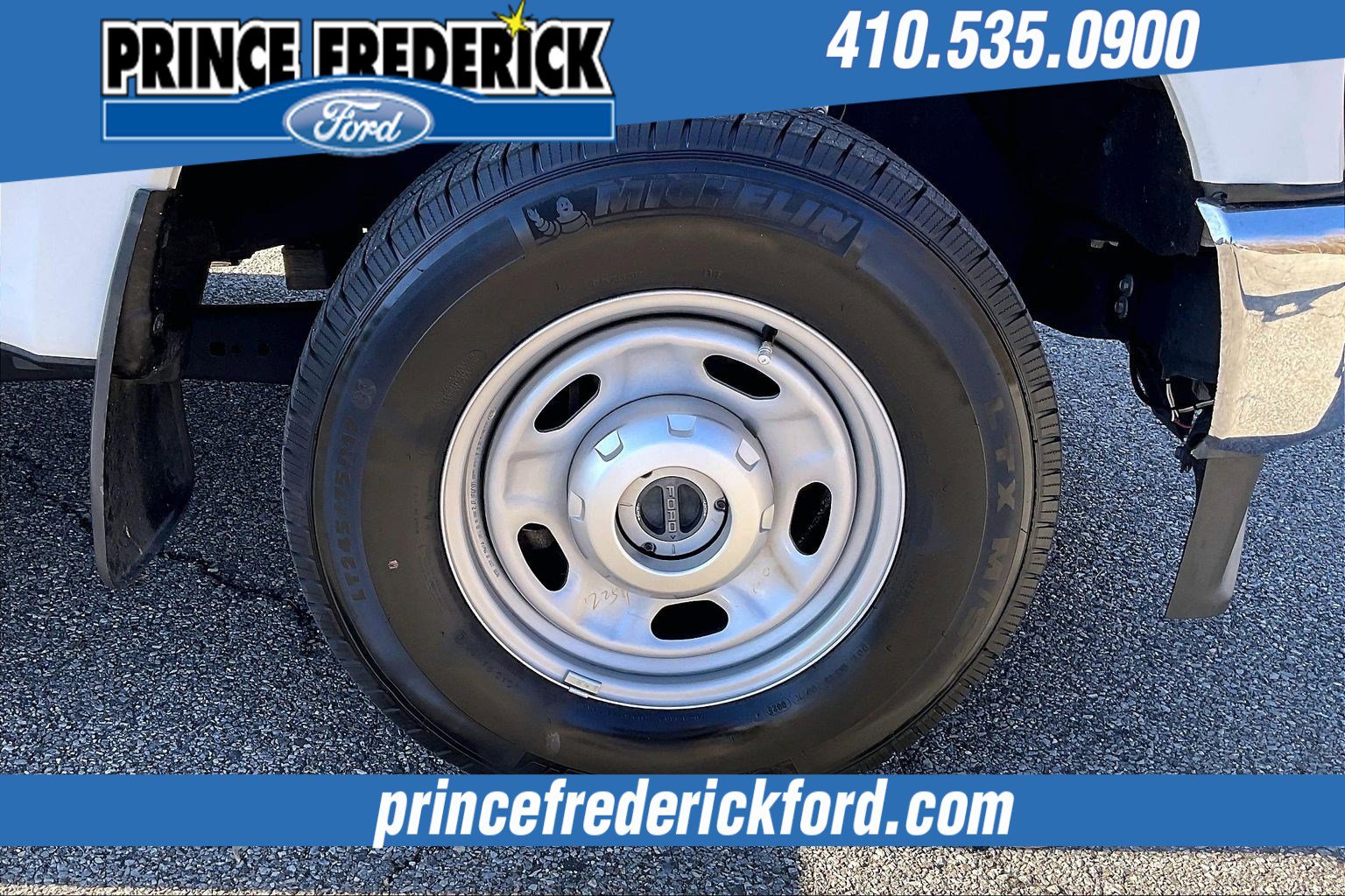 Used 2023 Ford F250 XL image 9