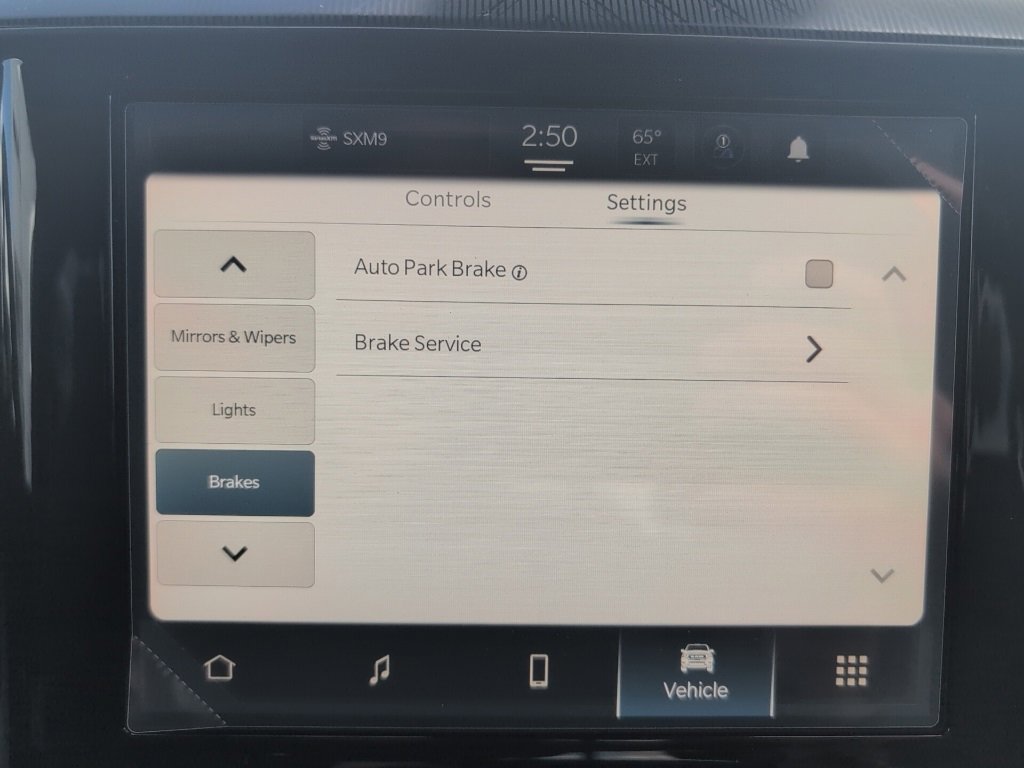 New 2025 RAM 1500 4x4 Crew Cab image 54