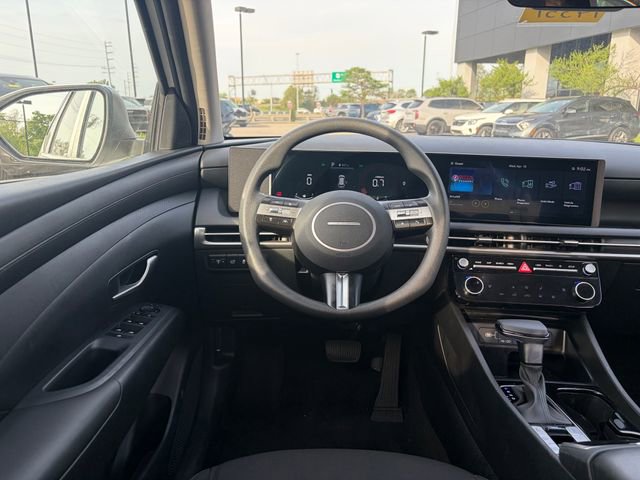 Used 2025 Hyundai Tucson SEL AWD/4WD image 4
