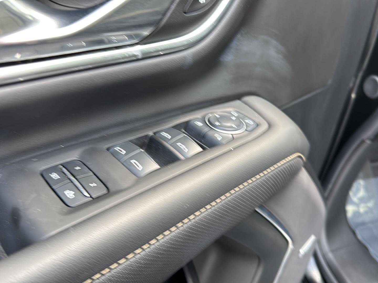 Used 2024 Chevrolet Tahoe Premier image 30