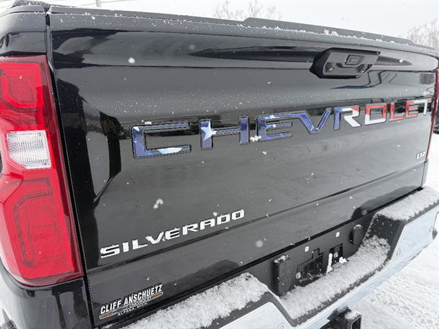 Used 2023 Chevrolet Silverado 1500 LTZ w/ Z71 Off-Road Package AWD/4WD image 24