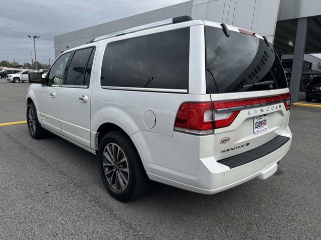 Used 2017 Lincoln Navigator L Select image 7