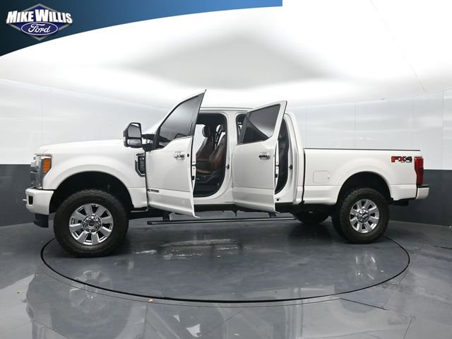 Used 2019 Ford F250 Platinum w/ Platinum Ultimate Package AWD/4WD image 28