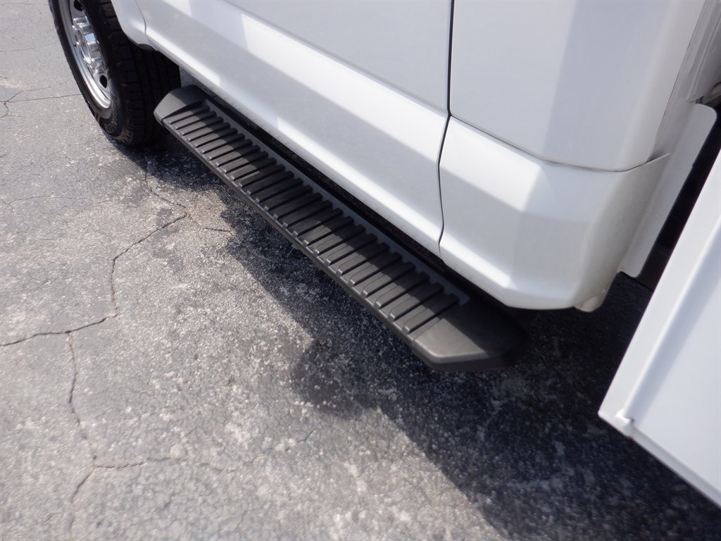 Used 2018 Ford F250 XL w/ XL Value Package AWD/4WD image 9