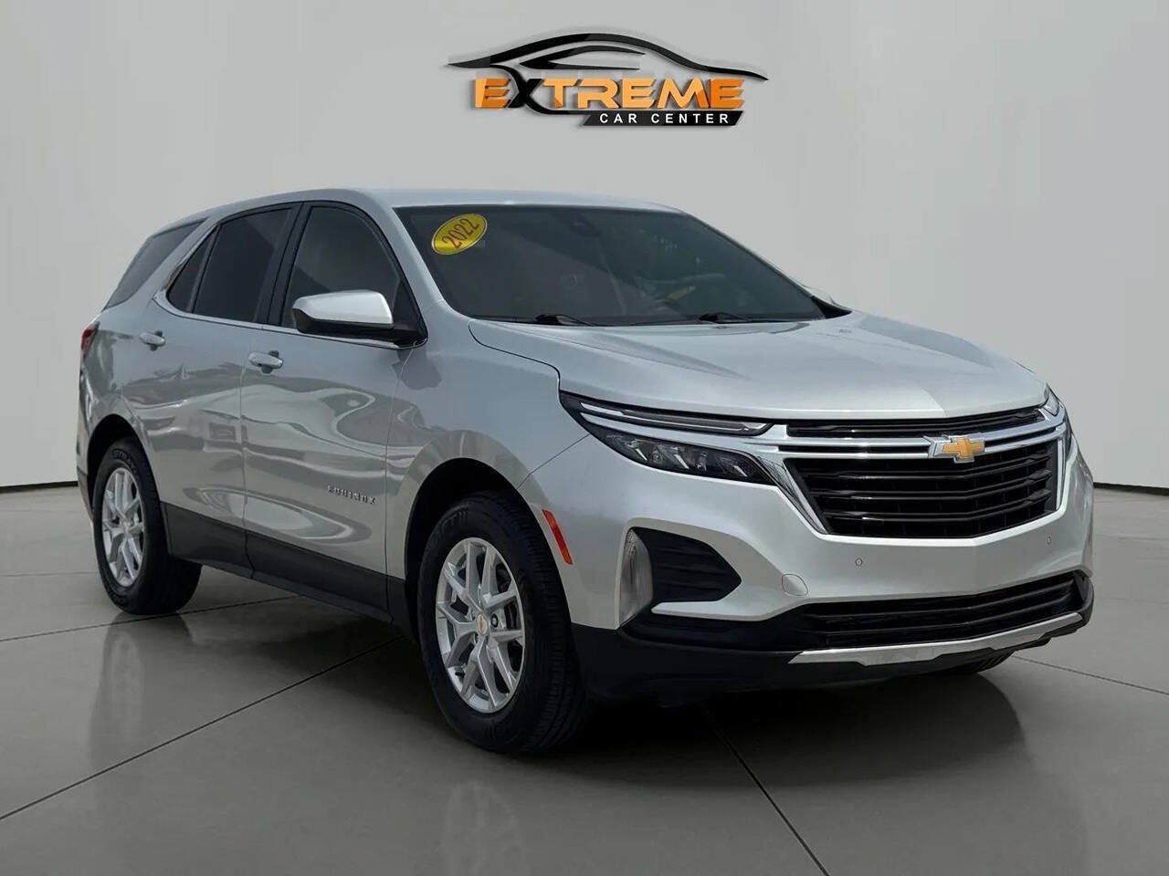 Used 2022 Chevrolet Equinox LT w/ Driver Convenience Package AWD/4WD image 9