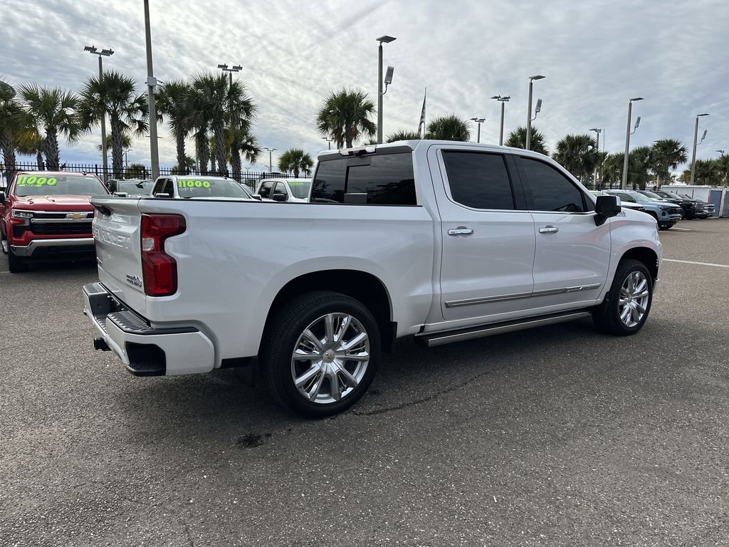 Used 2025 Chevrolet Silverado 1500 High Country image 16