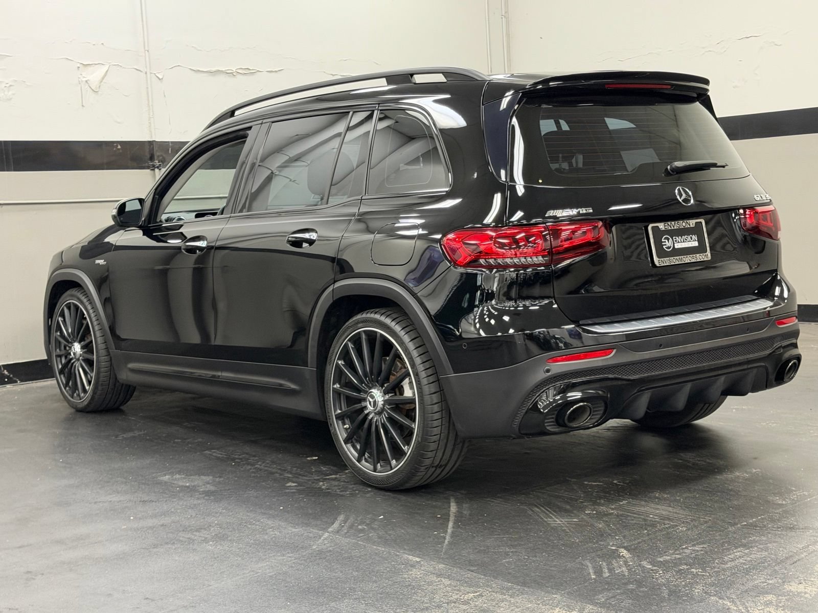 Certified 2022 Mercedes-Benz GLB 35 AMG 4MATIC image 9