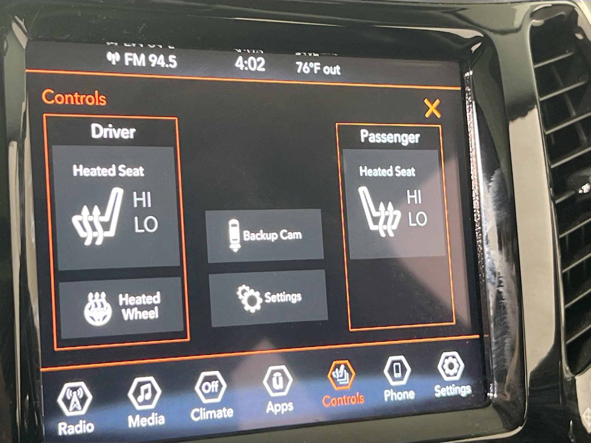 Used 2022 Jeep Cherokee Limited image 19