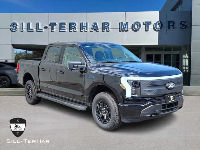 New 2025 Ford F150 Lightning XLT w/ Max Trailer Tow Package