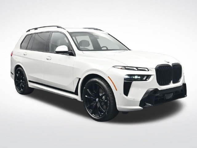 New 2027 BMW X7 xDrive40i w/ M Sport Package AWD/4WD image 2