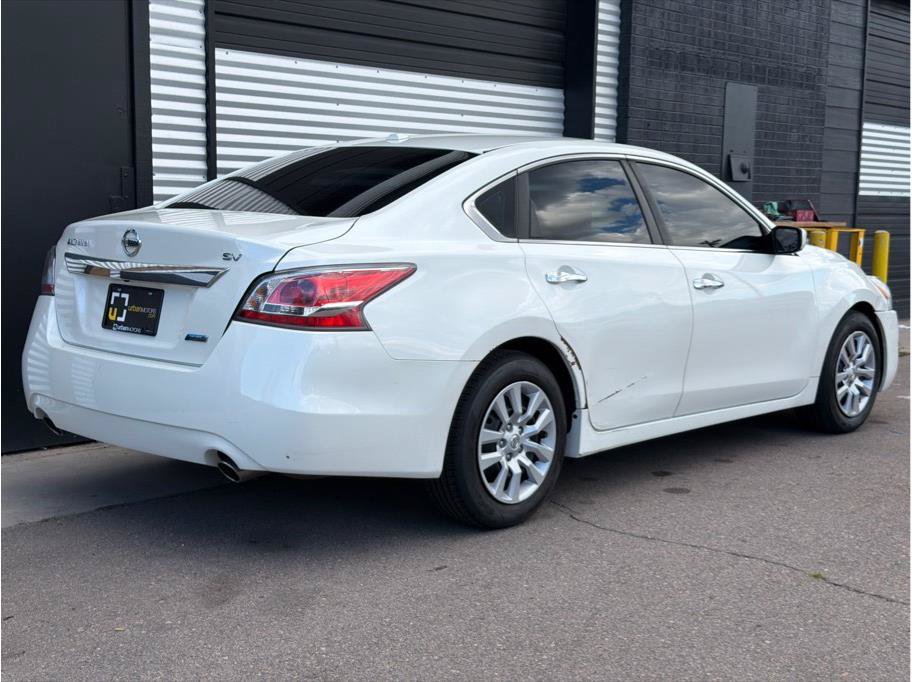 Used 2014 Nissan Altima 2.5 S w/ Display Audio Package FWD image 9