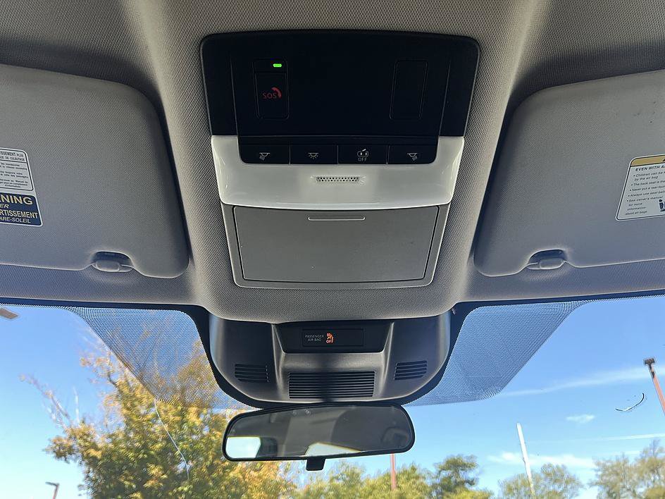 Used 2022 Nissan Rogue SV FWD image 27