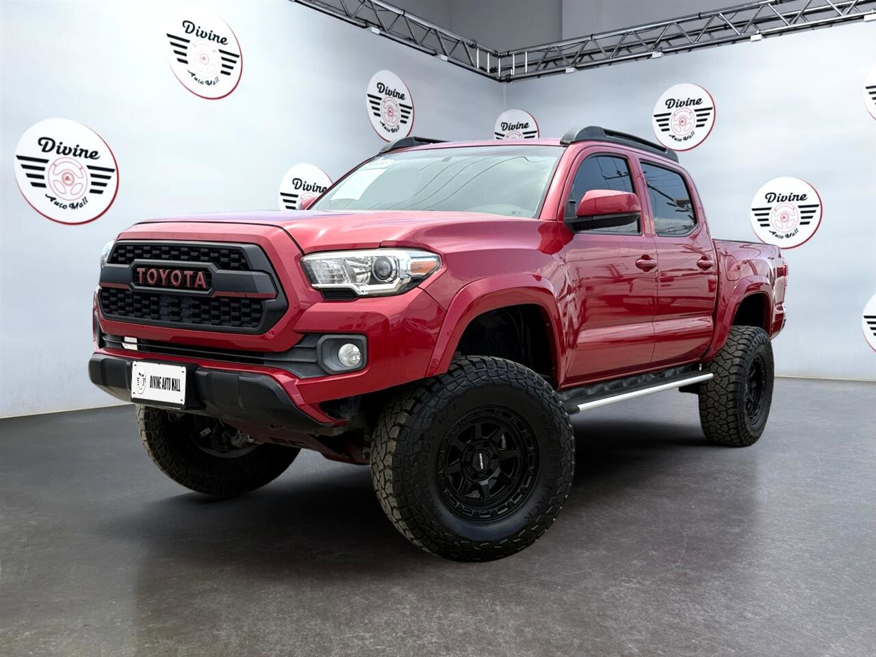 Used 2017 Toyota Tacoma SR5 w/ Tow Package