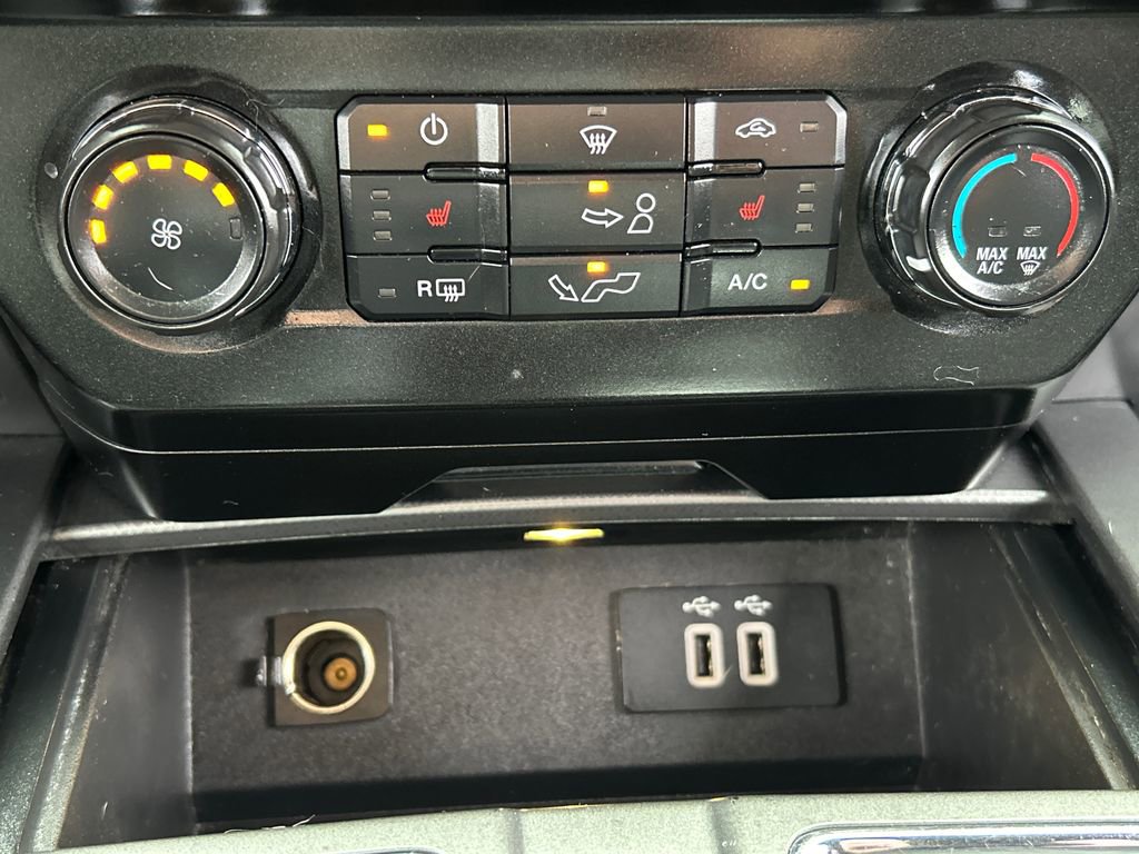 Used 2016 Ford F150 XLT w/ Equipment Group 302A Luxury AWD/4WD image 14
