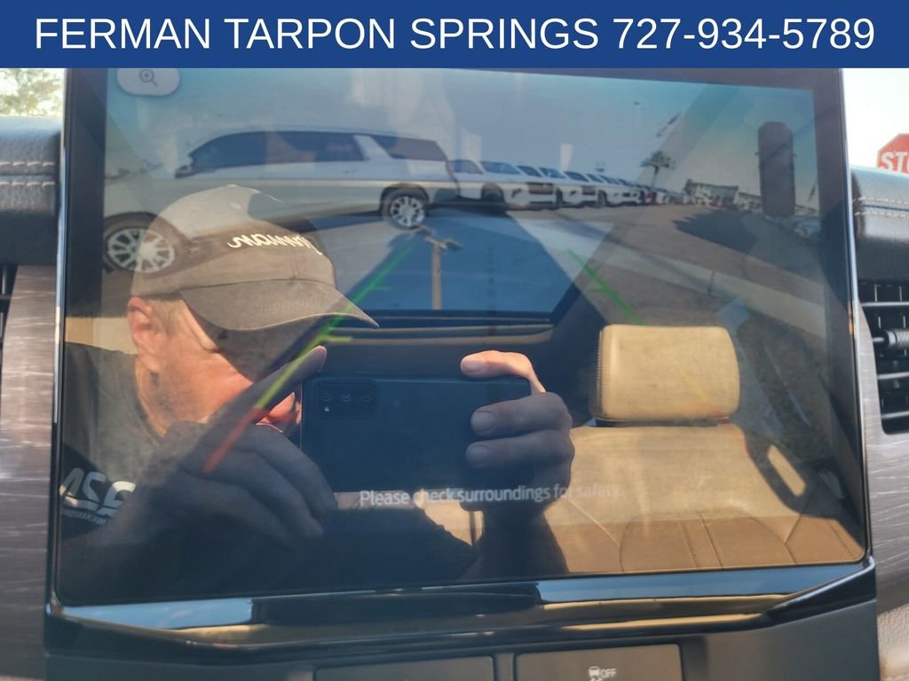 Used 2022 Ford Expedition Max Limited image 29