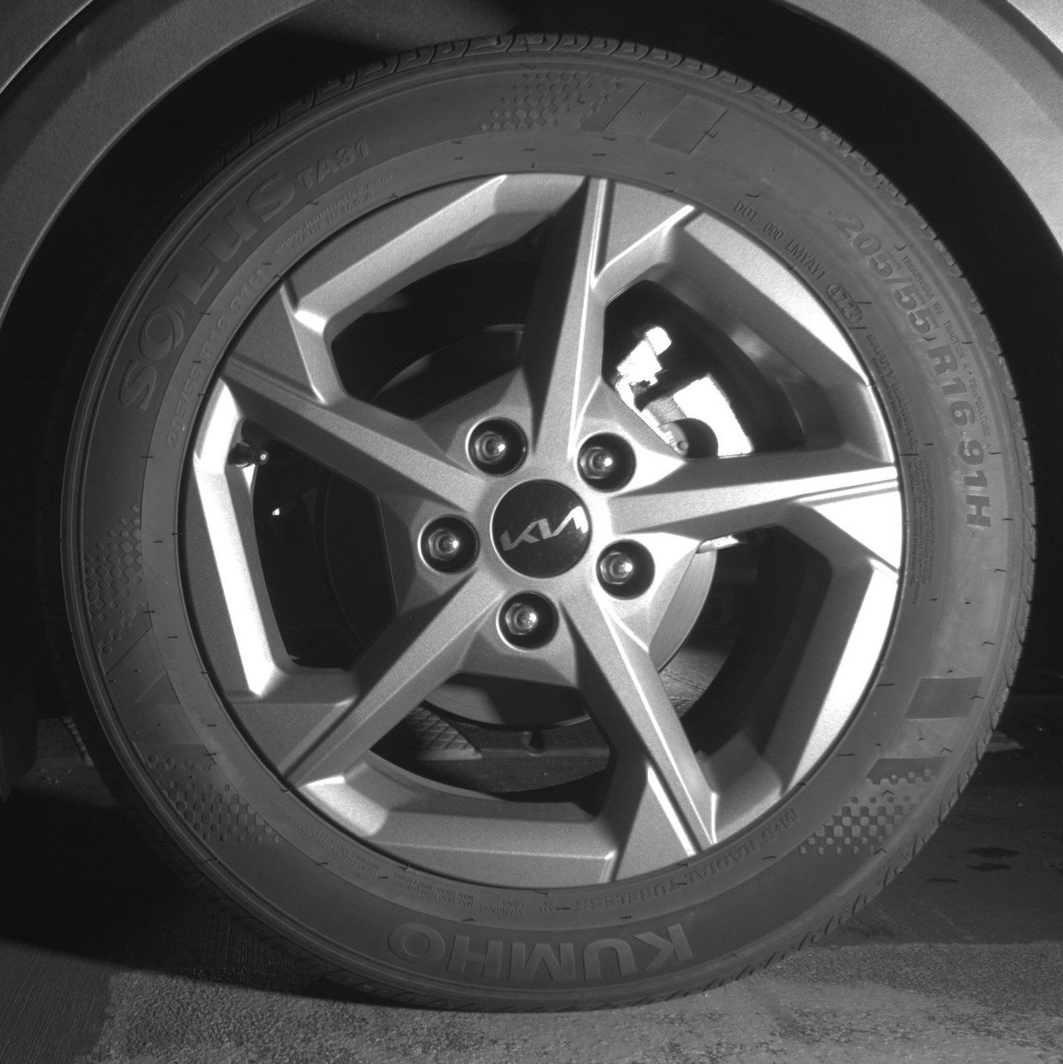 Used 2025 Kia K4 LXS image 14