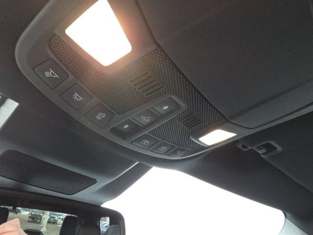 Used 2021 Ford Expedition Limited image 40