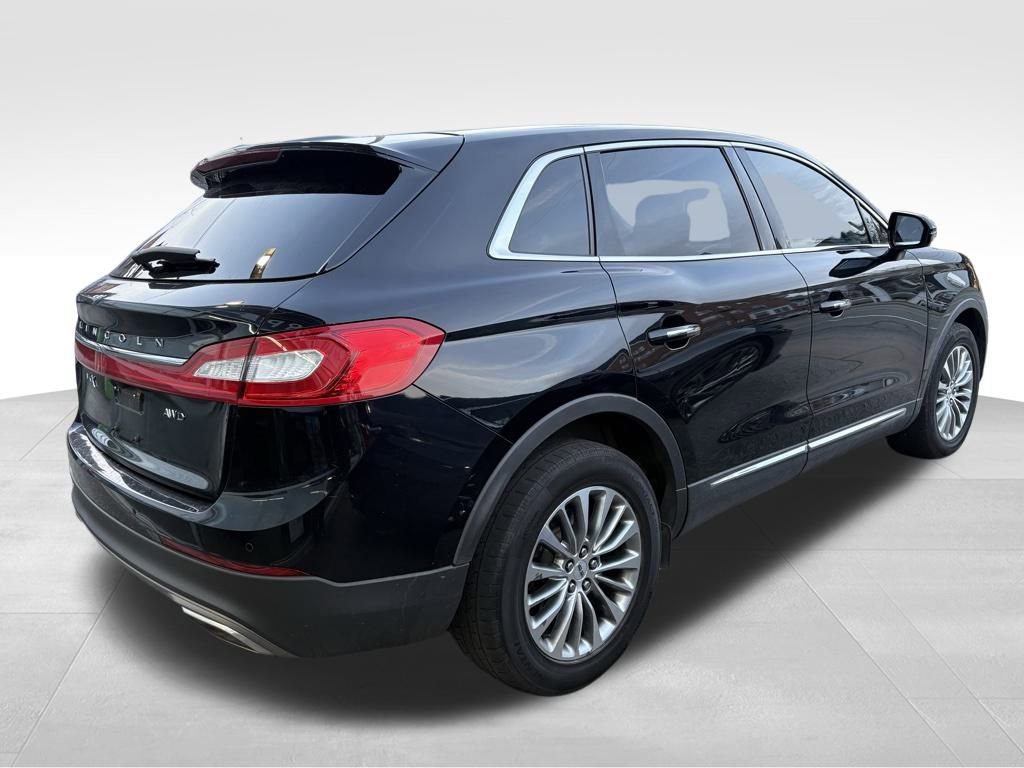 Used 2018 Lincoln MKX Select w/ Select Plus Package image 3