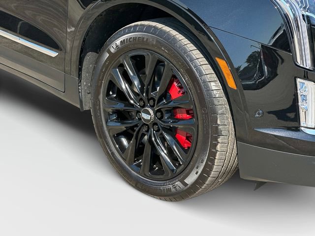 Used 2025 Cadillac XT5 Sportv w/ LPO, Bronce Accent Package AWD/4WD image 29