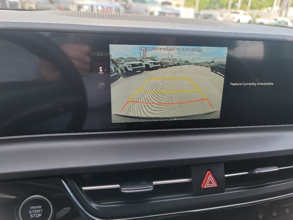Certified 2025 Kia Seltos S FWD image 12