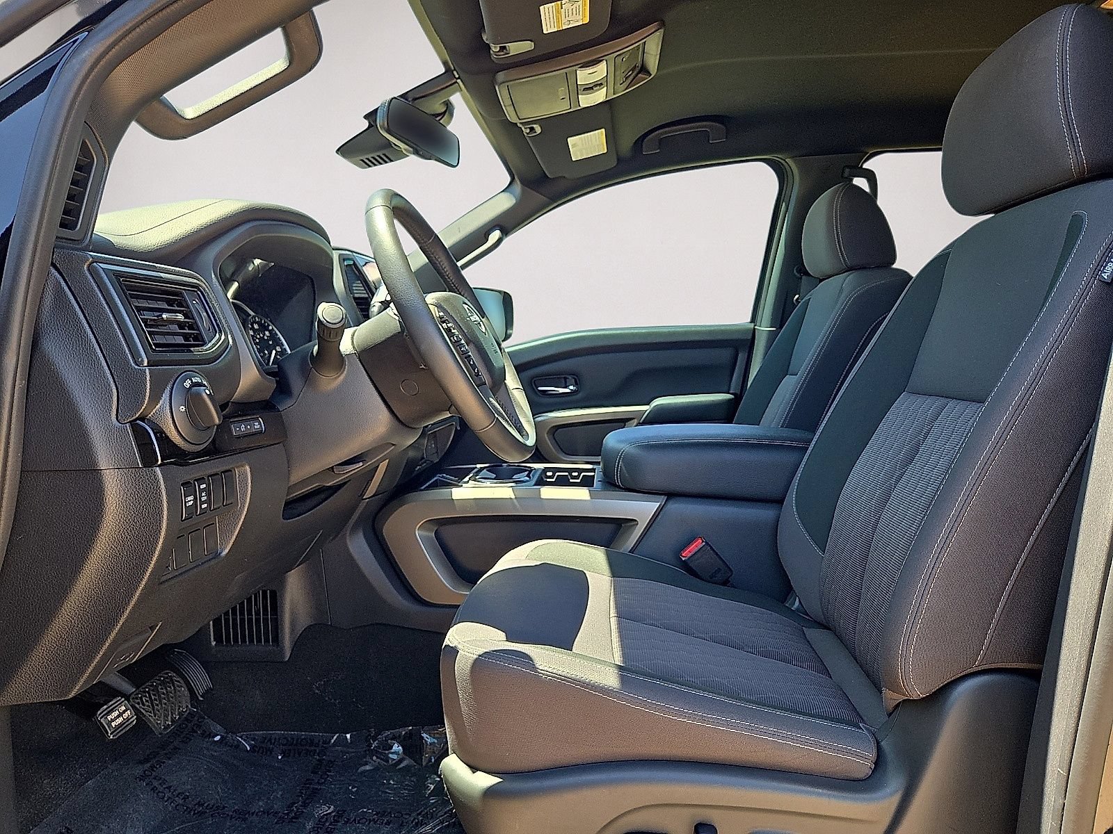 Used 2024 Nissan Titan SV w/ SV Bronze Edition Package RWD image 23