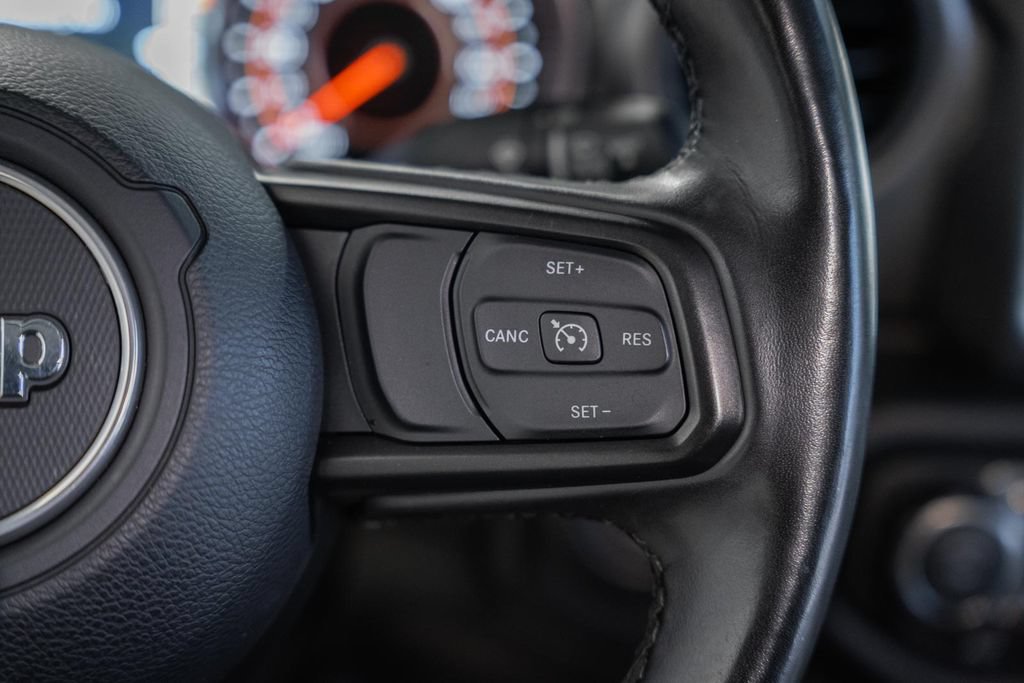 Certified 2022 Jeep Gladiator Sport AWD/4WD image 28