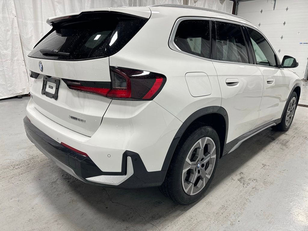Used 2025 BMW X1 xDrive28i image 7