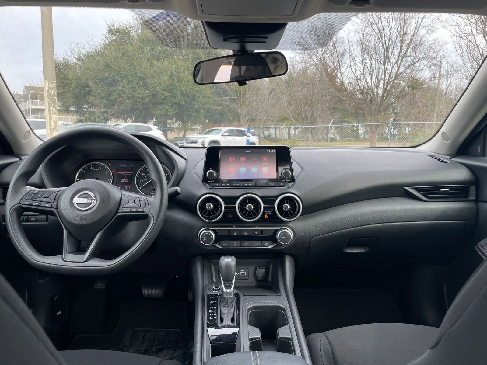 Used 2025 Nissan Sentra S image 31