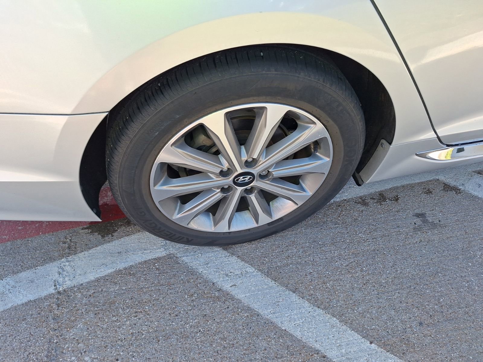 Used 2016 Hyundai Sonata Limited w/ Option Group 05 image 11