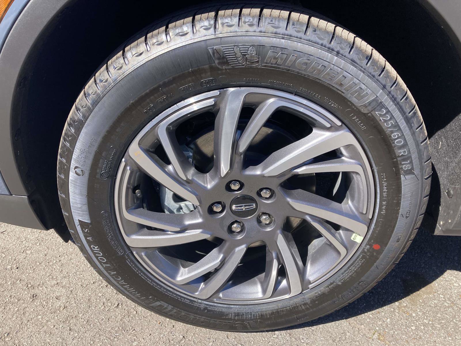 New 2026 Lincoln Corsair Premiere image 14