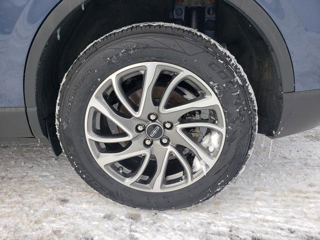 Used 2022 Lincoln Corsair Standard w/ Equipment Group 101A image 27