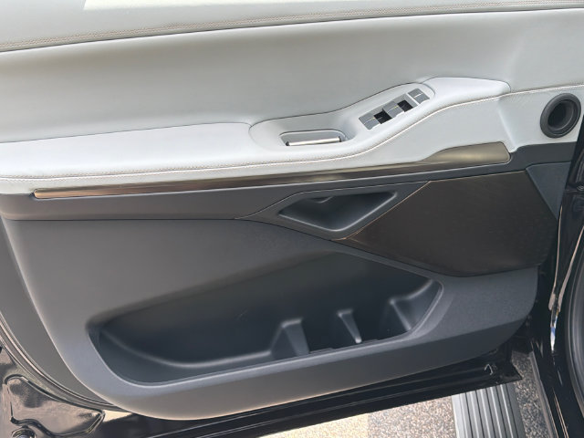 New 2027 Lincoln Navigator L Black Label AWD/4WD image 10
